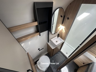 Bailey Phoenix Black Edition 644 2026 (Trade) image 7