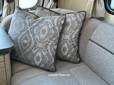 Elddis Crusader Mistral 2019 (Trade) image 4