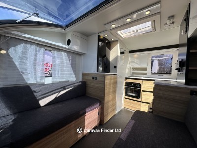 Adria Action 361 LT 2018 (Trade) image 4