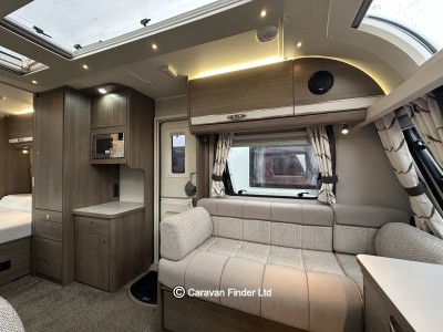 Compass Capiro 554 2017 (Trade) image 4