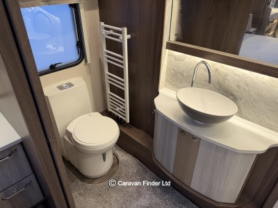 Coachman Lusso 1 2022 (Trade) image 11