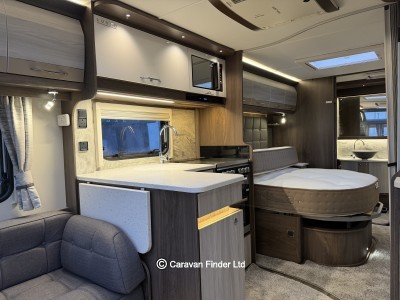 Coachman Lusso 1 2022 (Trade) image 3