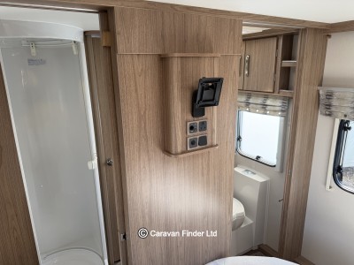 Coachman VIP 545 2017 (Trade) image 12