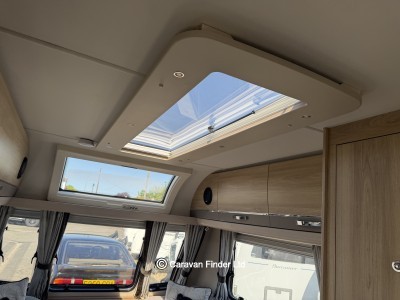 Elddis Avante 462 'Osprey' 2019 (Trade) image 12