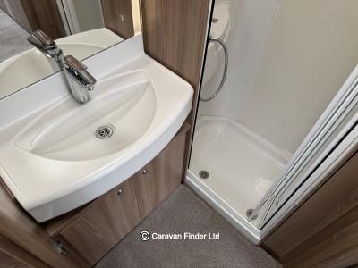 Swift Conqueror 480 2016 (Trade) image 12