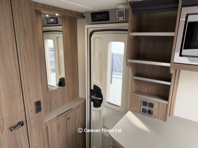 Coachman VIP 460 2018 (Trade) image 8