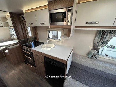 Swift Charisma 565 2018 (Trade) image 4