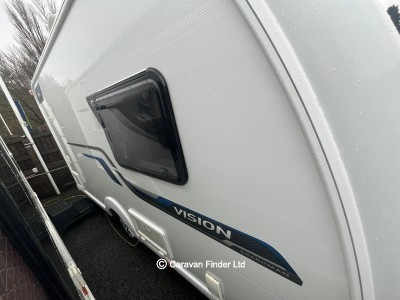 Coachman Vision 380 2016 (Trade) image 3
