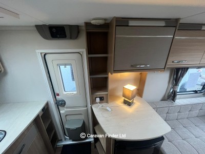 Coachman Vision 380 2016 (Trade) image 11