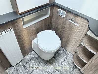 Bailey Unicorn Madrid 2018 (Trade) image 11