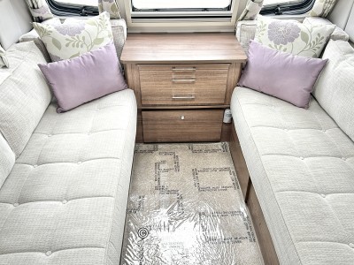 Bailey Unicorn Madrid 2018 (Trade) image 4