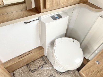 Bailey Unicorn Madrid 2017 (Trade) image 10