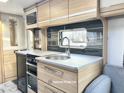 Bailey Unicorn Madrid 2023 (Trade) image 6