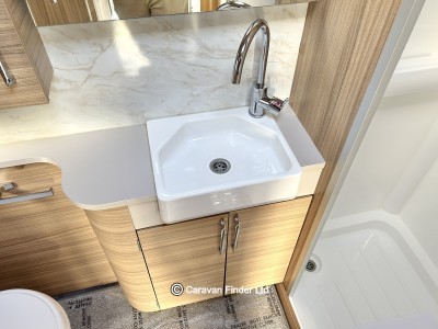 Bailey Unicorn Madrid 2023 (Trade) image 11