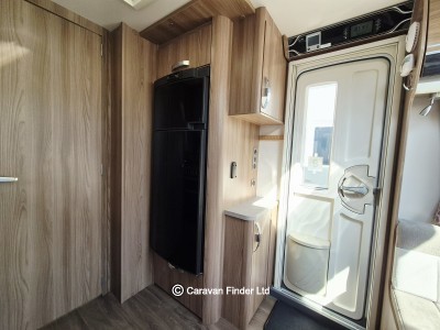 Swift Conqueror 650 2018 (Trade) image 7