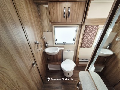 Swift Conqueror 650 2018 (Trade) image 9