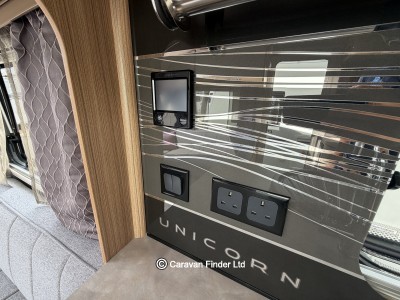 Bailey Unicorn Cadiz 2022 (Trade) image 12