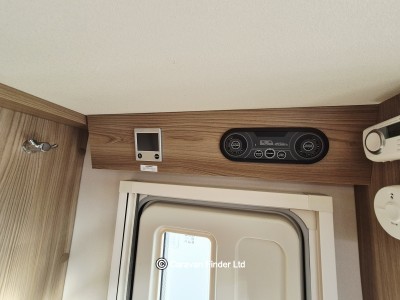 Swift Challenger 480 2016 (Trade) image 9