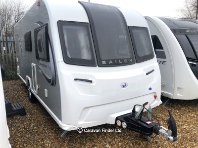 Used Bailey Phoenix Plus 440 2023 touring caravan Image