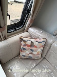 Elddis Whirlwind Evolve 860 2026 (Trade) image 4