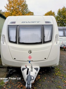 Used Swift Challenger Sport 442 2012 touring caravan Image