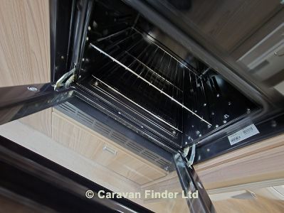 Swift Conqueror 560 2017 (Trade) image 3