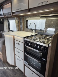 Coachman VIP 575 2024 (Trade) image 2