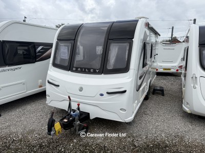Bailey Unicorn Merida Black Edition 2021  Caravan Thumbnail