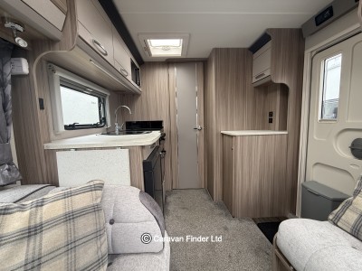 Coachman Acadia 545 2021 (Trade) image 3