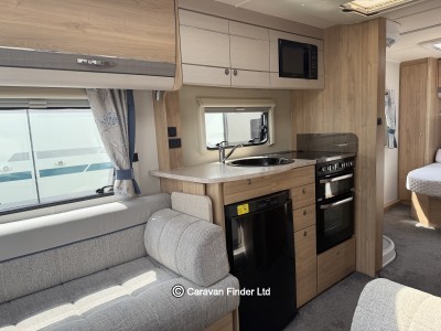 Elddis Chatsworth 550 2016 (Trade) image 4