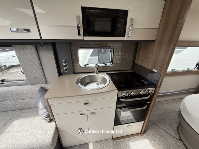 Swift Conqueror 580 2022 (Trade) image 6