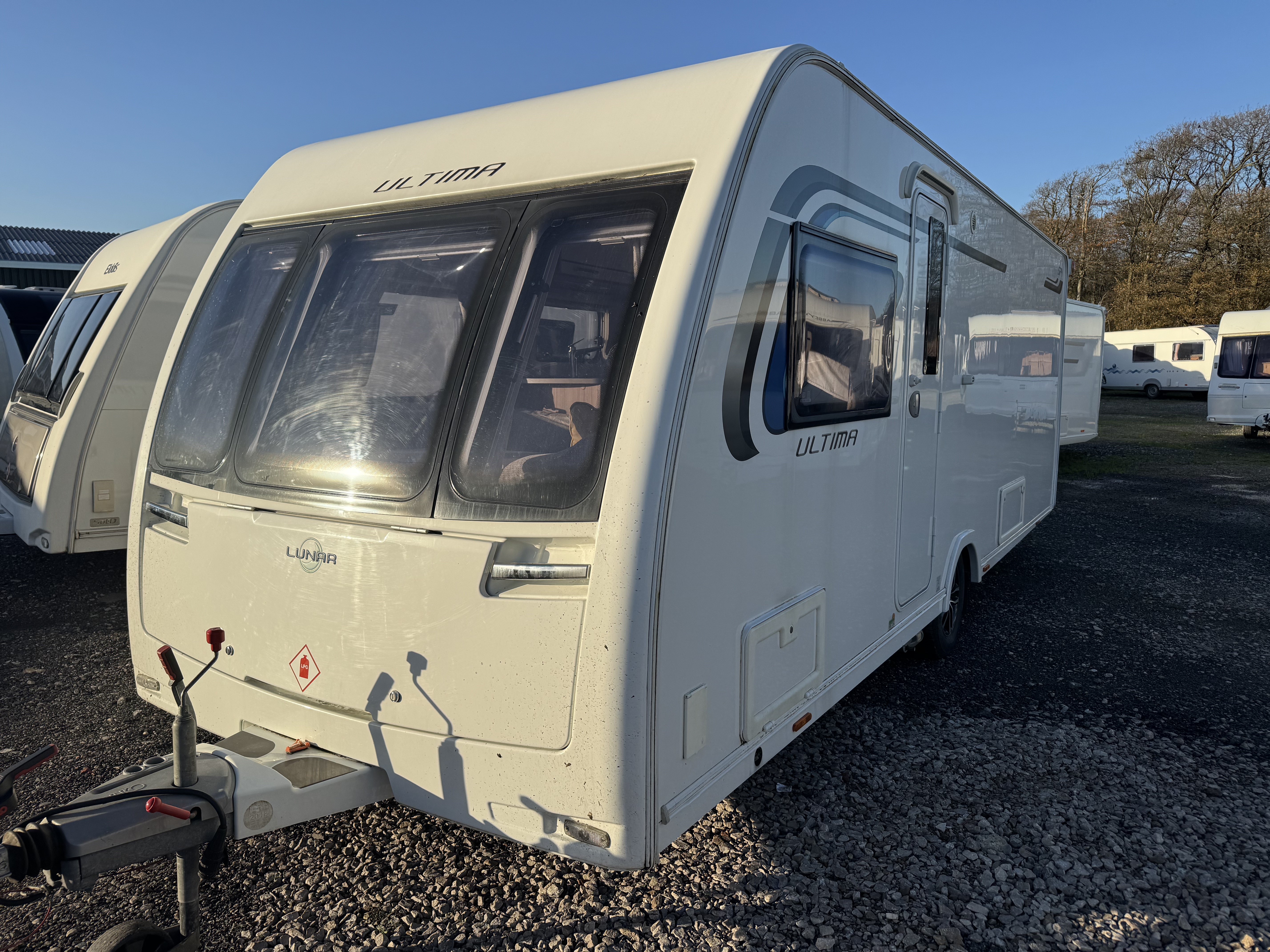 Lunar Ultima 574 2016