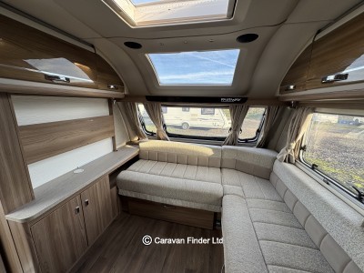 Swift Fairway Platinum 850 2020 (Trade) image 7