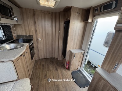 Swift Fairway Platinum 850 2020 (Trade) image 8