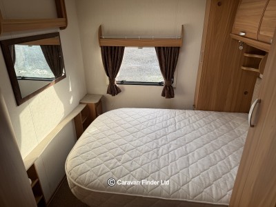 Lunar Lexon 560 2012 (Trade) image 8