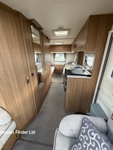 Compass Corona 564 2015 (Trade) image 7