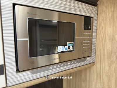 Coachman Pastiche 565 2017 (Trade) image 8