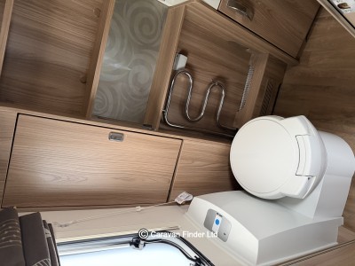 Swift Conqueror 570 2016 (Trade) image 12
