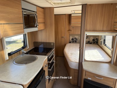 Swift Challenger Hi-Style 554 2012 (Trade) image 7