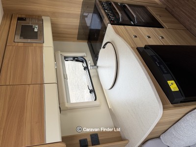 Elddis Chatsworth 574 2015 (Trade) image 5