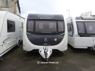 Swift Challenger X 880 Lux  Pack 2020  Caravan Thumbnail